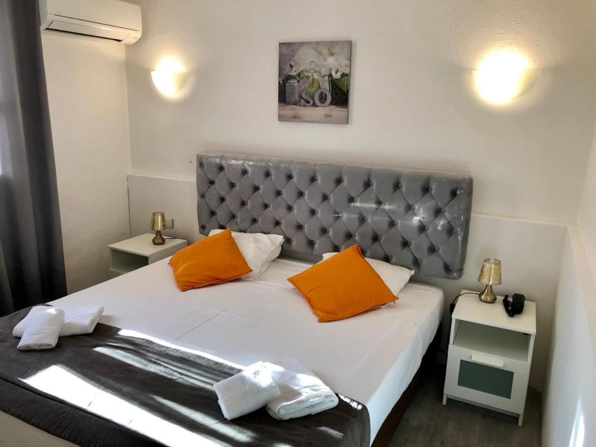 Le Castelet Otel Saintes-Maries-de-la-Mer Dış mekan fotoğraf